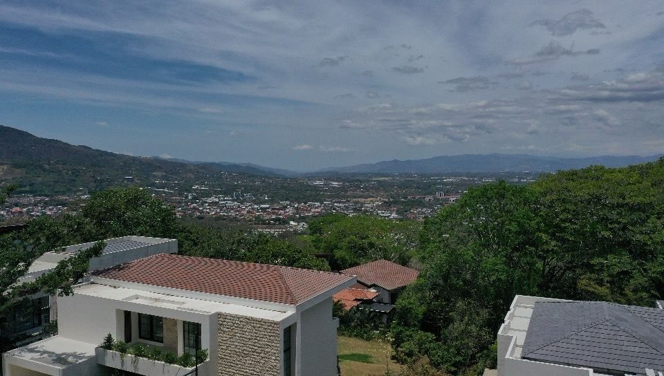 Vista al oeste sobre el Valle Central desde Cerro Real